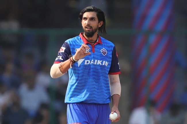 10. Ishant Sharma -  6′ 5″: Top 10 Tallest Cricketers in The World