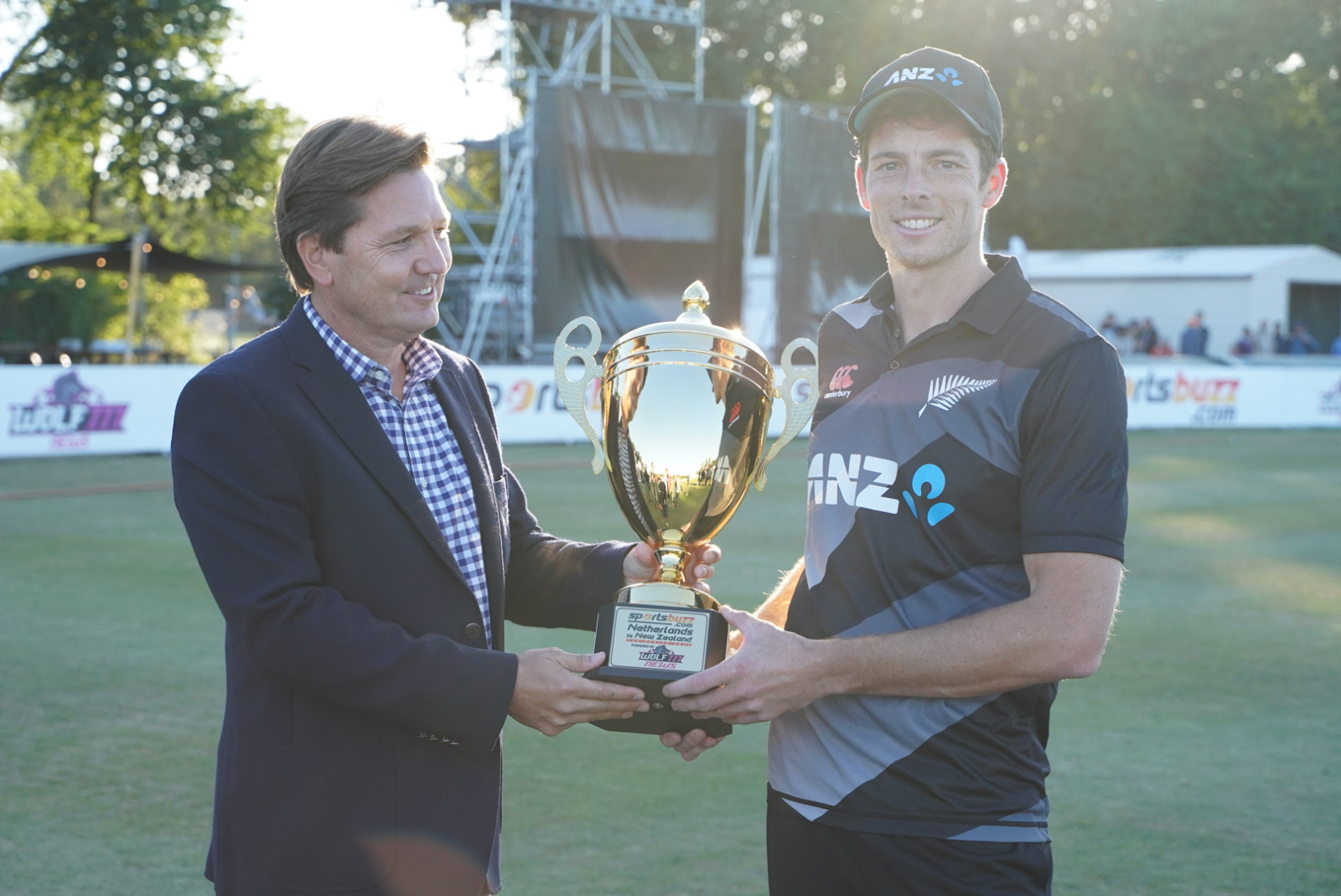 Skipper Santner leads the New Zealand team to the T20 victory against Dutch