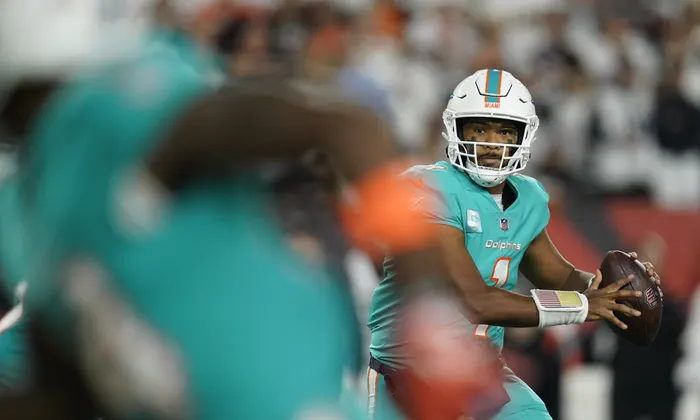 The Dolphins let down Tua Tagovailoa. Will it make a difference?