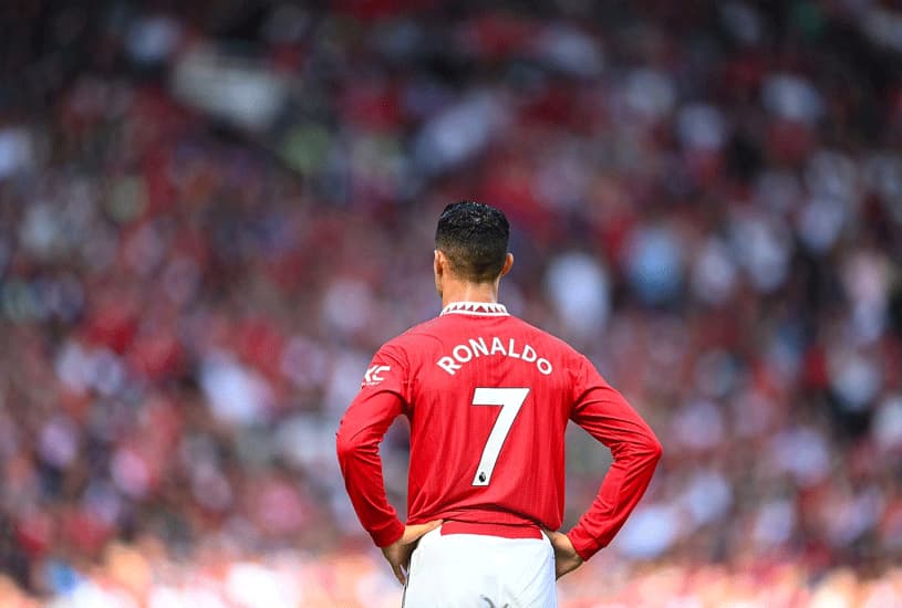 Cristiano Ronaldo: Manchester United investigating ways of ending the contract
