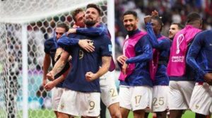 France defeat England 2-1 to advance to the semifinal against Morocco after Kane misses from the spot