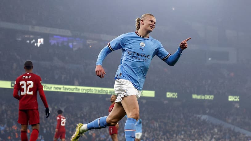 In a thrilling League Cup match, Manchester City defeats Liverpool