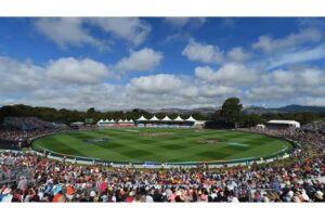 Hobart Hurricanes vs Melbourne Renegades Hagley Oval Christchurch Stadium