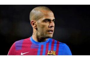 Catalan police fooled Dani Alves into getting back to Barcelona and affirming