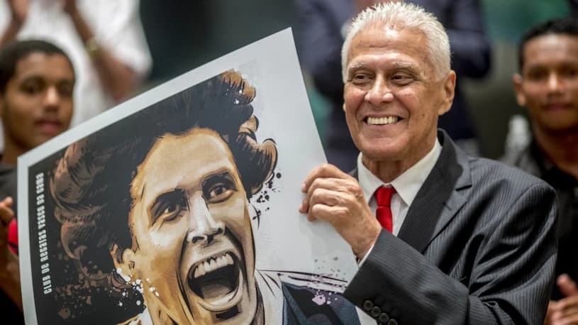 Roberto Dinamite, a former Brazil striker, died at age 68