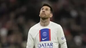 Paris Saint-Germain suspends Lionel Messi for two weeks due to an unapproved trip to Saudi Arabia