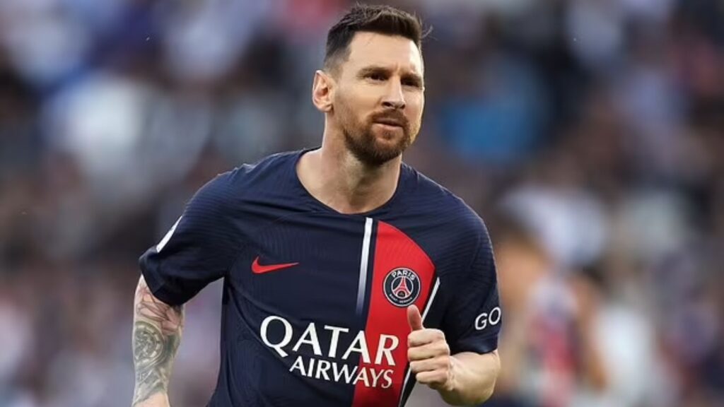 Messi's father said that he wants to go back to Barcelona