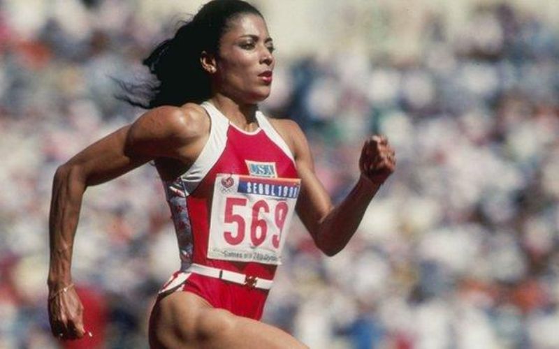 100m world Record Woman Running - Sportsunfold