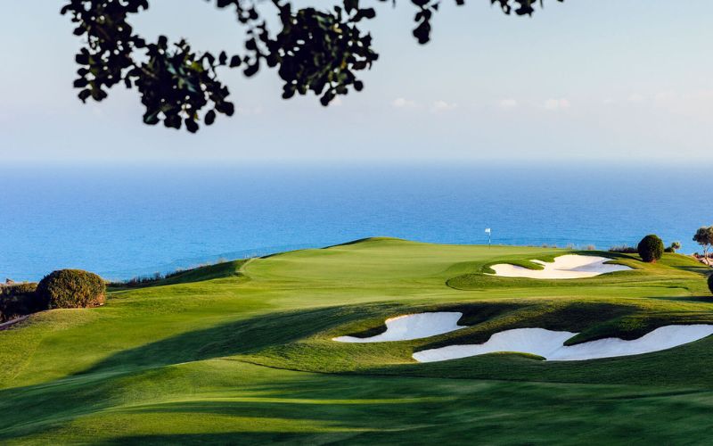 Top 10 Golf Courses In The World 