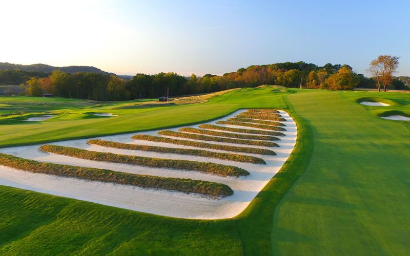 Top 10 Golf Courses In The World 