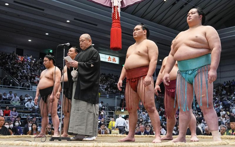 Top 10 Biggest Sumo Wrestler, Heaviest Sumo Wrestler List