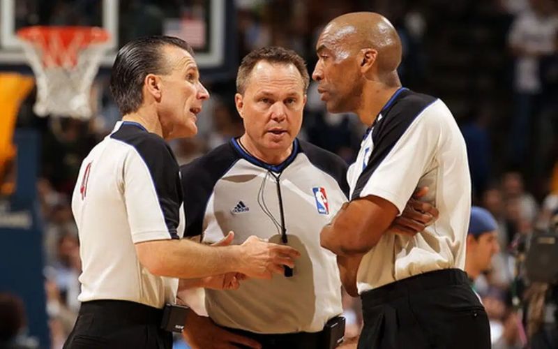 NBA Referees Salary: How Much Do Referees Make Per Games?