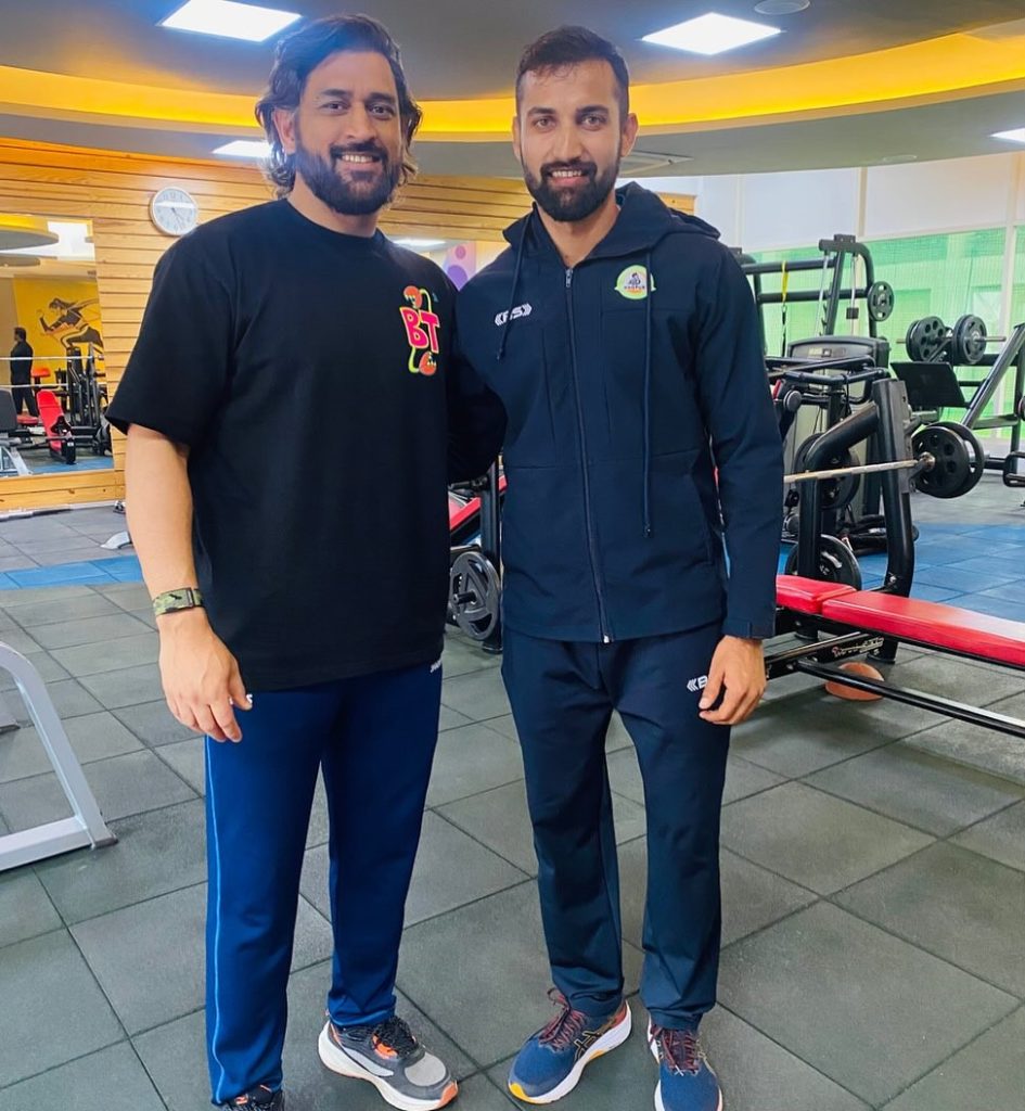 Shubham Dubey with the former captain of Indian cricket team MS Dhoni